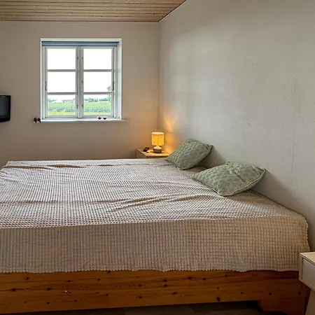 3 Bedroom Lovely In